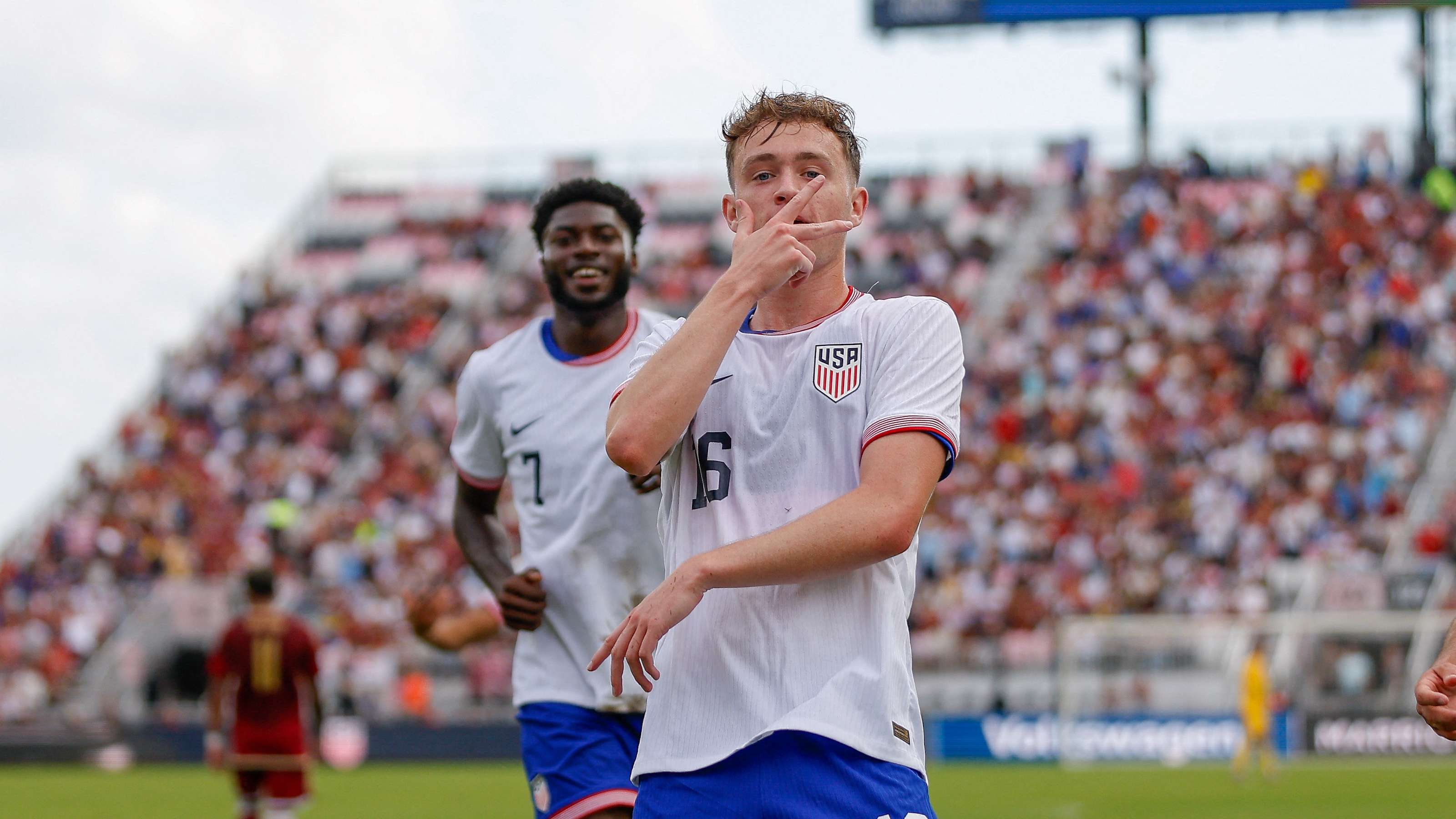 表现堪称传 表现堪称传